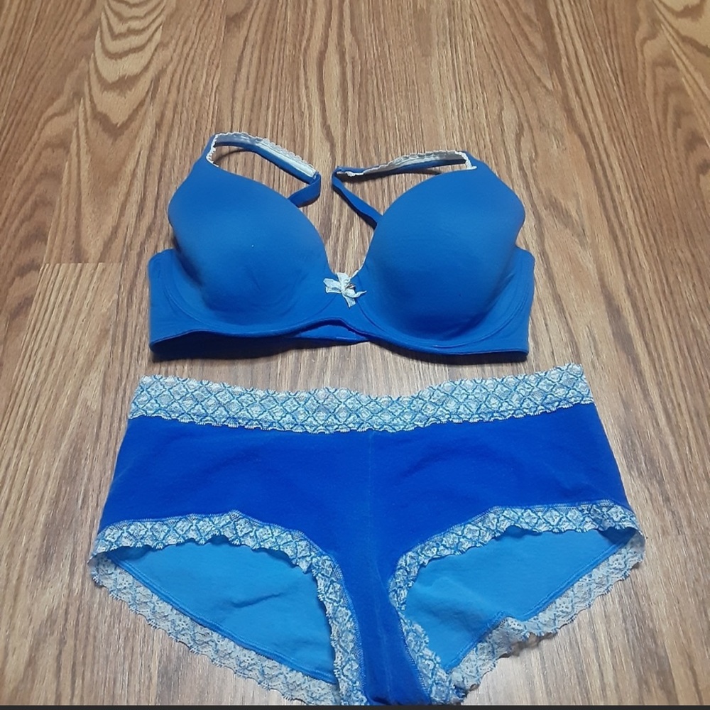 Bra & panty lot!